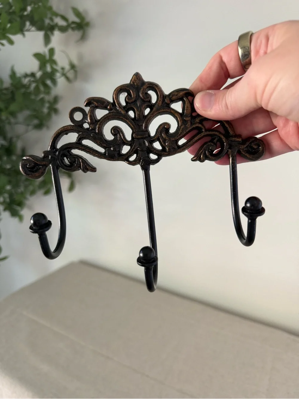 Ornate Oil Rubbed Bronze Wall Hook Rack